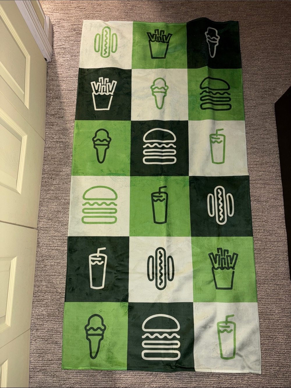 Gigantic Shake Shack Fast Food Pattern Beach Towel